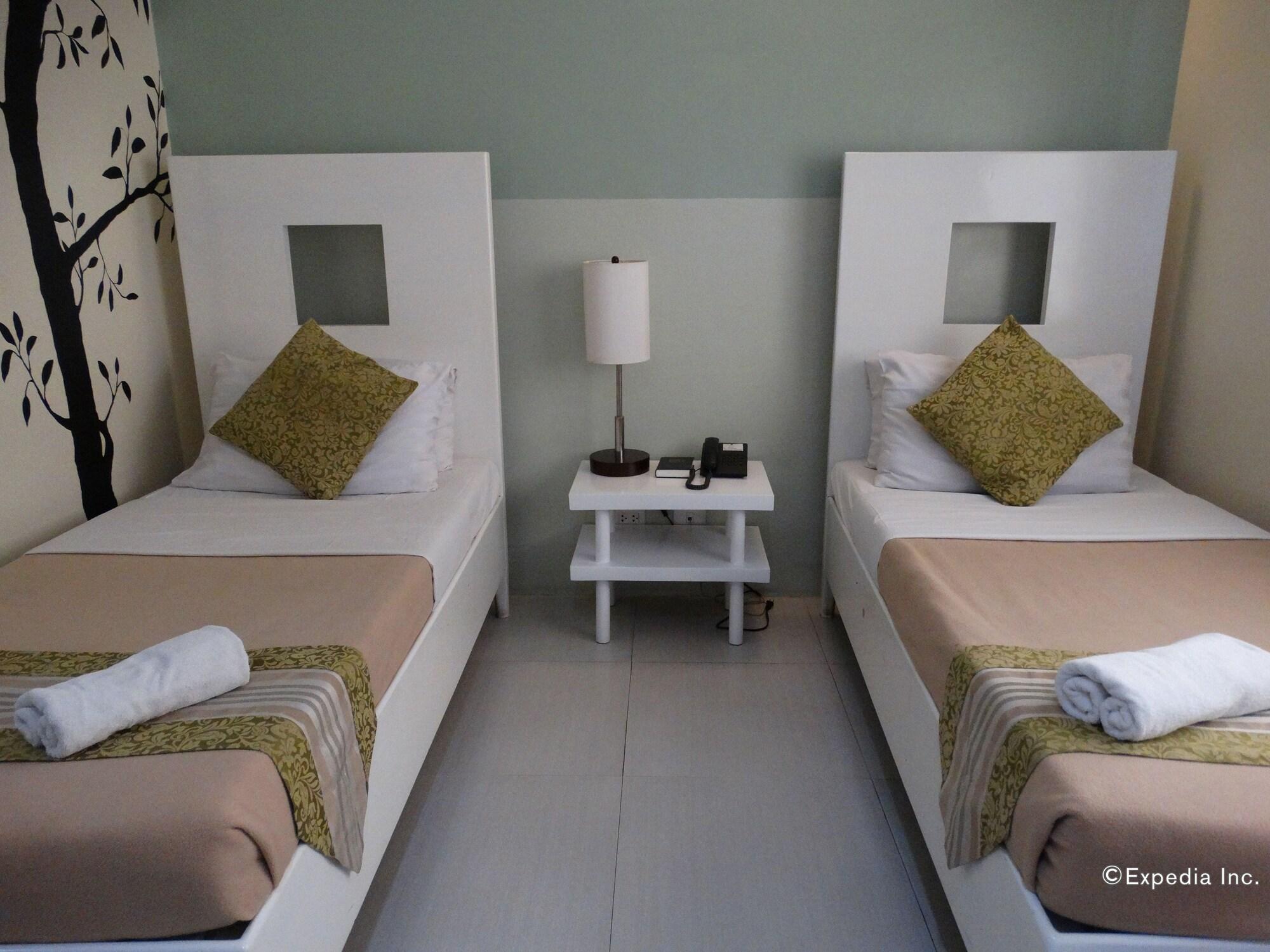 Empire Suites Hotel Puerto Princesa Exteriér fotografie