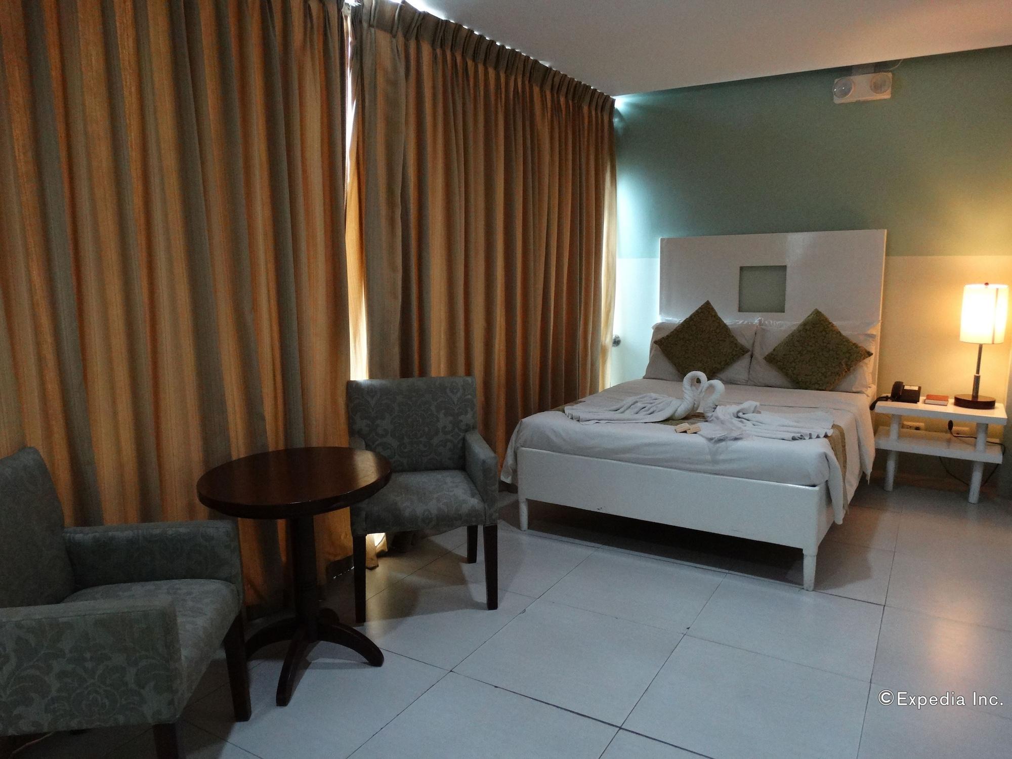 Empire Suites Hotel Puerto Princesa Exteriér fotografie