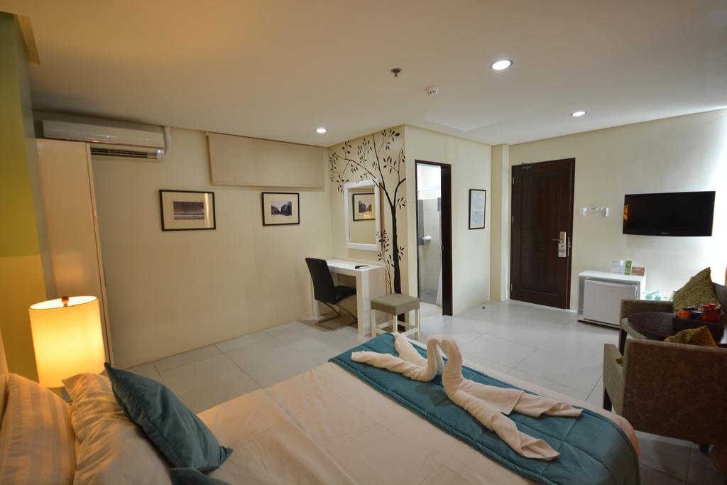Empire Suites Hotel Puerto Princesa Exteriér fotografie