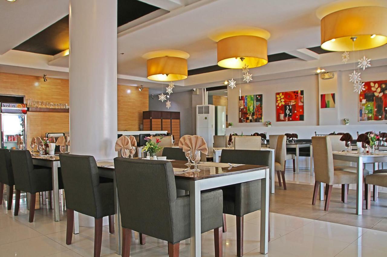 Empire Suites Hotel Puerto Princesa Exteriér fotografie